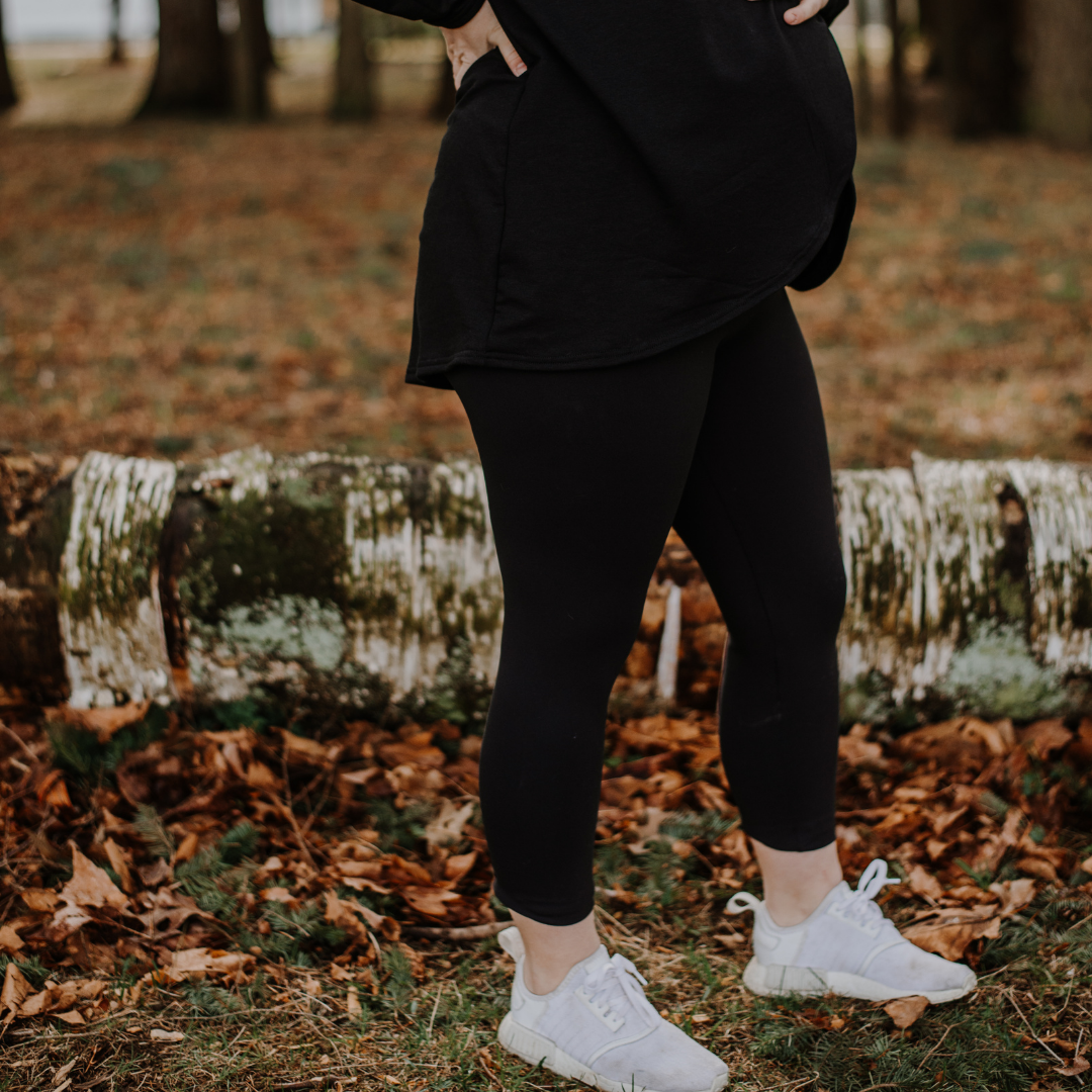 Felix maternity capris in black - New Genes Maternity Wear