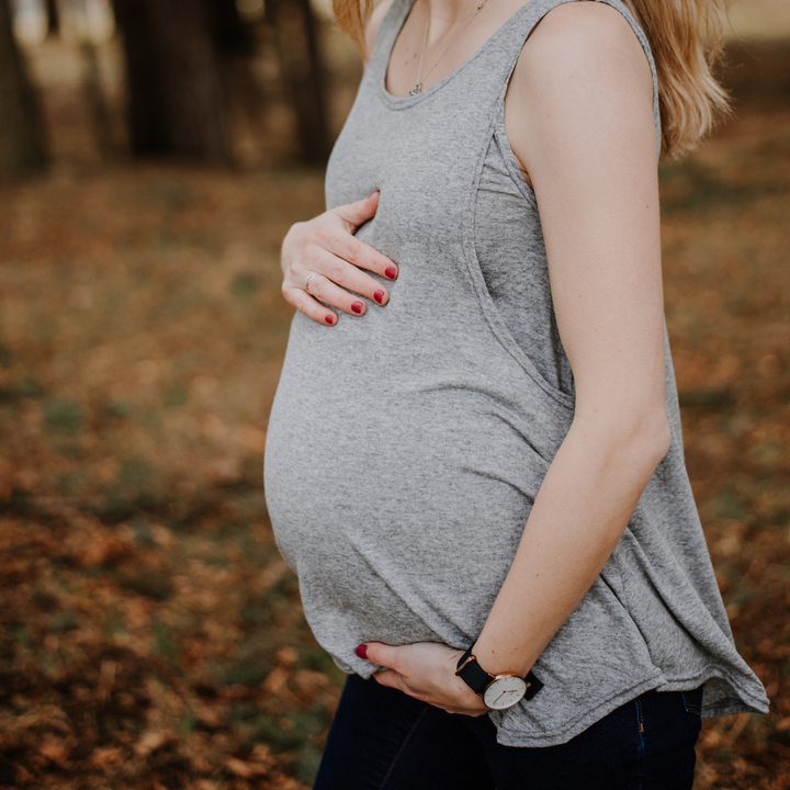 Sasha nursing tank top in light grey - New Genes Maternity Wear